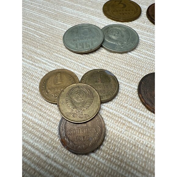 Vintage Russian Currency USSR Soviet Coins & Banknote Collection - Picture 2 of 10